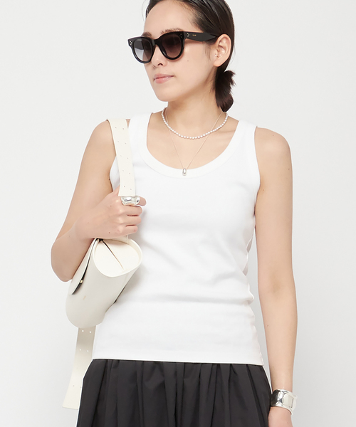 AP STUDIO(エーピーストゥディオ)の「アーバンタンクトップ(タンクトップ・レディース・ホワイト/ブラック・FREE)」の2枚目の写真