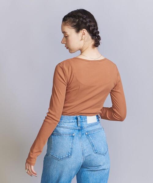 BEAUTY&YOUTH UNITED ARROWS（ビューティーアンドユースユナイテッドアローズ）の「コットンテレコ リブ シアー クルーネック カットソー（Tシャツ/カットソー・レディース・ブラウン/ホワイト/ブラック/ライトブルー・FREE）」の9枚目の写真