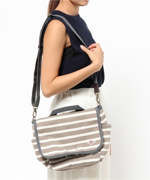 ROOTOTE(ルートート)の「【ROOTOTE】マミールーミニボーダー(ショルダーバッグ・レディース・グレー・FREE)」の2枚目の写真