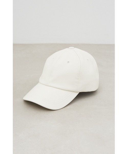 AZUL by moussy(アズールバイマウジー)の「フェイクレザーキャップ(ハット・レディース・ブラック/アイボリー・FREE)」の3枚目の写真