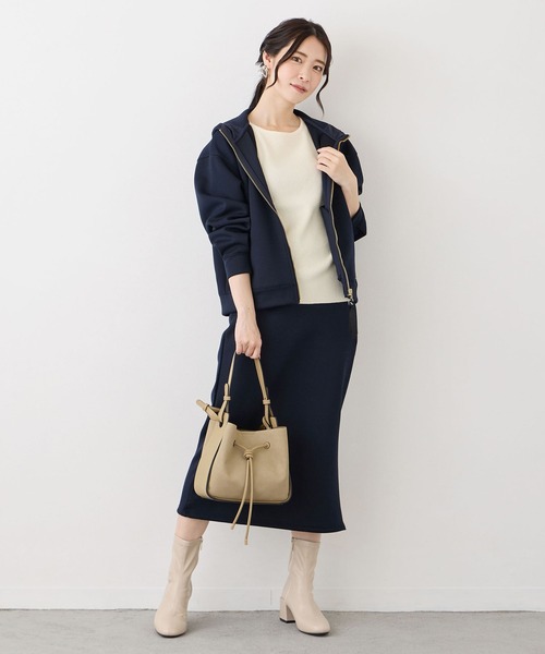 NICOLE white（ニコルホワイト）の「ニットスヌードポンチョ アンサンブル（ニット/セーター・レディース・オフホワイト/サックスブルー/ベージュ/イエロー/ブラック/グレー/ブルー/ライトイエロー・FREE）」の19枚目の写真