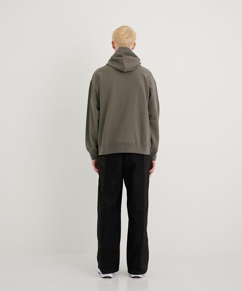 CITY TOKYO（シティトウキョウ）の「コンフォートリラックスフードプルオーバー（パーカー・メンズ・カーキ/ブラック/ダークグリーン/オフホワイト・2/3/1）」の19枚目の写真