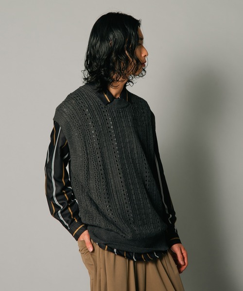 UNIIT(ユニット)の「【UNIIT/ユニット】透かし編みニットベスト ビッグシルエットベスト 透け感 レース(ベスト・メンズ・グレー/ブラック・LARGE/MEDIUM)」の19枚目の写真
