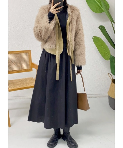 MAISON DE THERESE(メゾン ド テレーズ)の「フェイクファージャケット/コート ノーカラージャケット(ノーカラージャケット・レディース・ホワイト/ブラック/ライトベージュ/モカ・S/M/L/XL)」の21枚目の写真