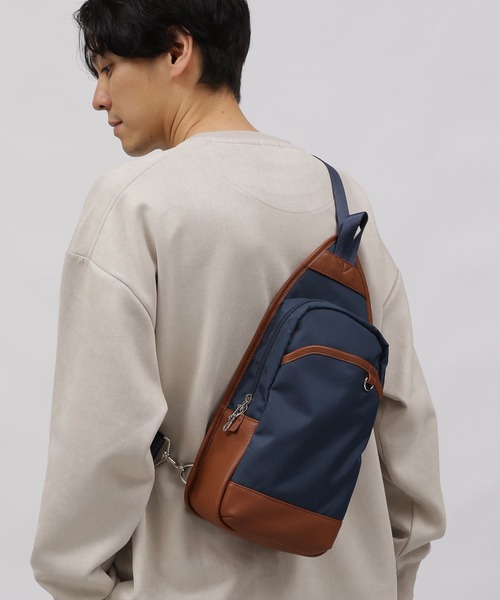 LAKOLE（ラコレ）の「縦型CBボディBAG / 991661（ボディバッグ/ウエストポーチ・メンズ・ネイビー/ブラック/チャコールグレー・FREE）」の17枚目の写真