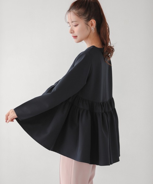 ZOZO限定カラー】Vネックパールギャザーフレアトップス（シャツ