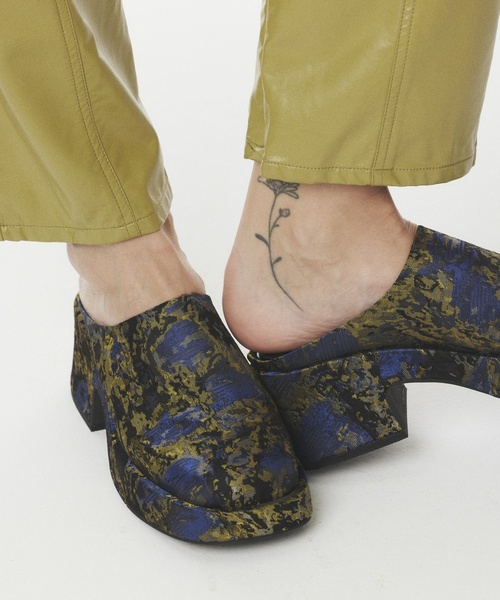 GRISE(グリーズ)の「GRISEクロッグミュール(その他シューズ・レディース・ブラック系その他/ブルー系その他・SMALL/MEDIUM/LARGE/X-LARGE)」の5枚目の写真