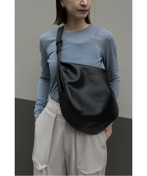 STYLEMIXER(スタイルミキサー)の「マンドリンショルダーバッグ(ショルダーバッグ・レディース・ブラック/ブラウン・FREE)」の6枚目の写真