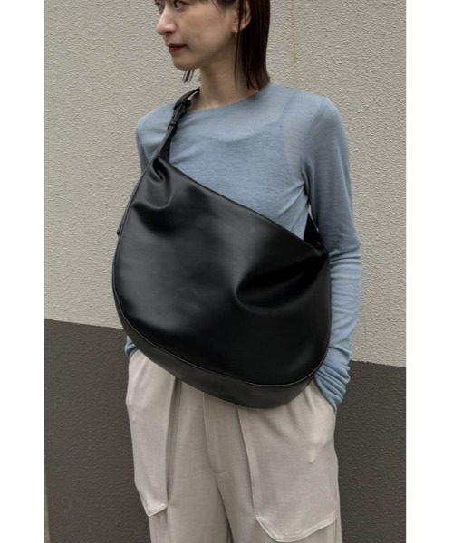 STYLEMIXER(スタイルミキサー)の「マンドリンショルダーバッグ(ショルダーバッグ・レディース・ブラック/ブラウン・FREE)」の7枚目の写真