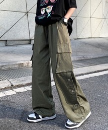 裾ボタンカーゴパンツ