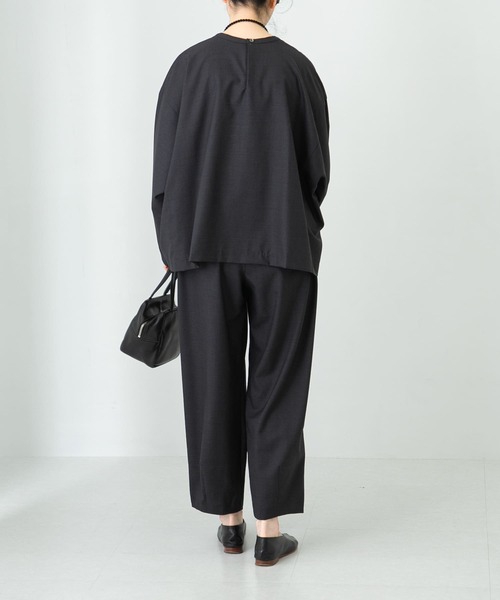 かぐれ（カグレ）の「クルーネックワイドプルオーバーブラウス（シャツ/ブラウス・レディース・チャコールグレー/ブラック・FREE）」の3枚目の写真