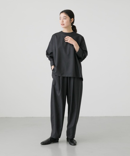 かぐれ（カグレ）の「クルーネックワイドプルオーバーブラウス（シャツ/ブラウス・レディース・チャコールグレー/ブラック・FREE）」の8枚目の写真