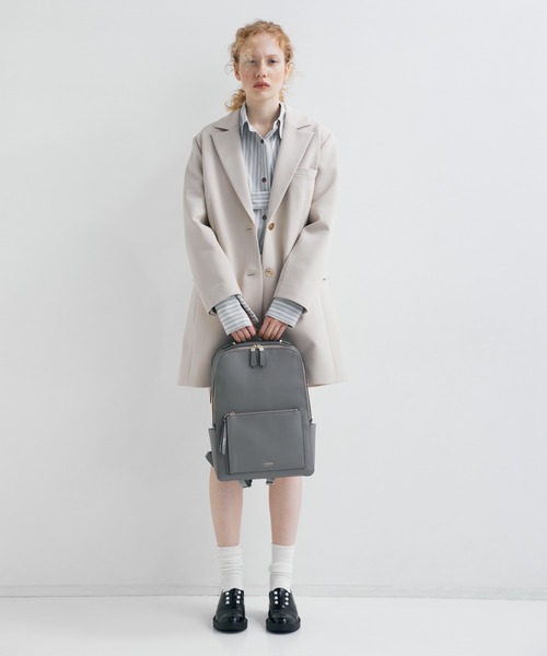 Jewelna Rose（ジュエルナローズ）の「ウェールズ リュックサック A4サイズ 13.3インチPC収納 本革 11925（バックパック/リュック・レディース・オフホワイト/グレイッシュベージュ/ブラック/グレー・FREE）」の8枚目の写真