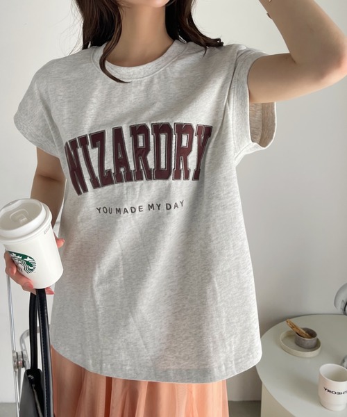 Ada.(エイダ)の「サテン刺繍 ロゴ フレンチスリーブ Tシャツ(Tシャツ/カットソー・レディース・ミント/オートミール/ブラック・FREE)」の3枚目の写真