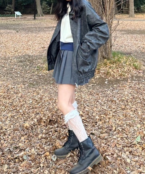 nemne store（ネンネストア）の「【低身長サイズあり】ワンポイント刺繍ショート丈トラックジャケット（ブルゾン・レディース・ネイビー/アイボリー/ブラック・SMALL/MEDIUM/LARGE）」の9枚目の写真