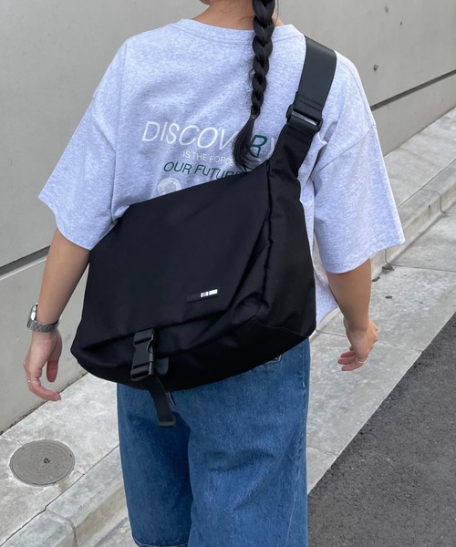 セール】WEB限定 / 撥水メッセンジャーバッグ（ショルダーバッグ
