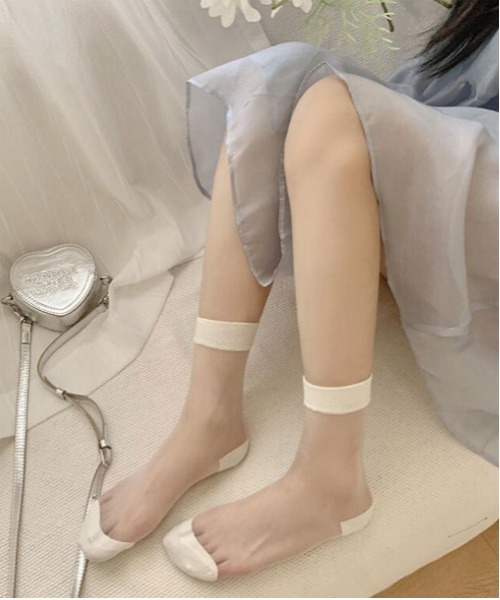 TONE SELECT GOODS（トーンセレクトグッズ）の「【float】シースルー ホワイト クルー丈ソックス（ソックス/靴下・レディース・ホワイト・FREE）」の2枚目の写真