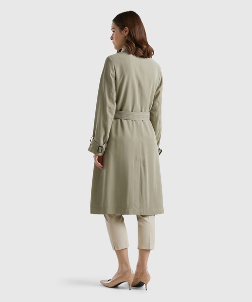 BENETTON (UNITED COLORS OF BENETTON)（ベネトンユナイテッドカラーズオブベネトン）の「ベルト付きダブルステッチトレンチコート（トレンチコート・レディース・カーキ/ベージュ・MEDIUM/X-SMALL/XX-SMALL/SMALL）」の12枚目の写真