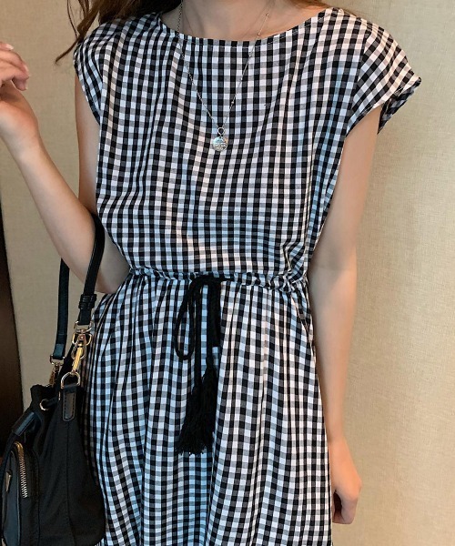 Miniministore(ミニミニストア)の「リネンワンピース フレンチスリーブ(ワンピース・レディース・ライトブルー/カーキ/ブラック/ダークグリーン/ミント/オレンジ/ネイビー/ベージュ/チェック・L/M)」の9枚目の写真