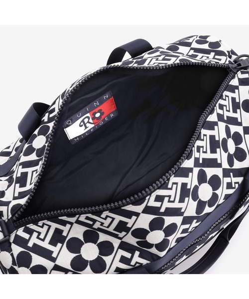 TOMMY HILFIGER（トミーヒルフィガー）の「TH X RQ ジャカードダッフルバッグ（ドラムバッグ・メンズ・マルチ・FREE）」の7枚目の写真