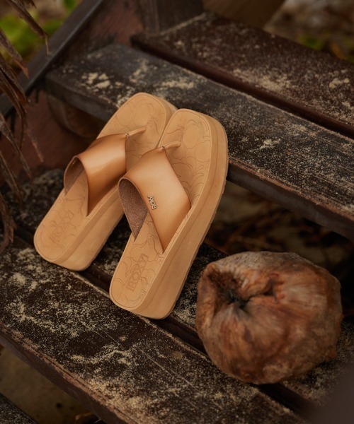 ROXY（ロキシー）の「SUNSET DREAMS/ロキシー厚底サンダル（サンダル・レディース・ベージュ・25cm/24cm/23cm）」の22枚目の写真