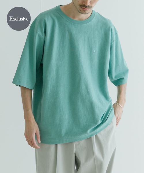 Champion(チャンピオン)の「『別注』Champion×UR Relax Sleeve T-shirts(Tシャツ/カットソー・メンズ・ホワイト/グリーン/バーガンディー/ベージュ/オートミール/ネイビー・MEDIUM/LARGE/X-LARGE)」の1枚目の写真