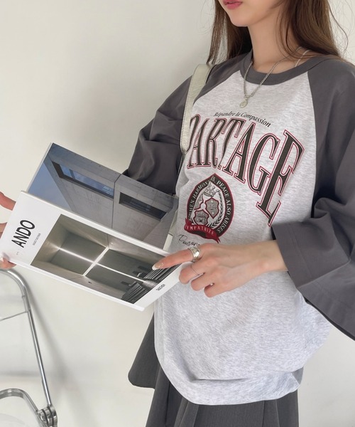 Ada.(エイダ)の「カレッジデザイン 半袖 ラグラン Tシャツ(Tシャツ/カットソー・レディース・ネイビー/アイボリー/ナチュラル・FREE)」の11枚目の写真