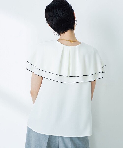 NOLLEY’S（ノーリーズ）の「ストレッチジョーゼット配色ラッフル衿ブラウス（シャツ/ブラウス・レディース・オフホワイト/ブラック・38）」の9枚目の写真
