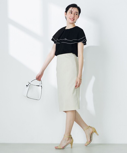 NOLLEY’S（ノーリーズ）の「ストレッチジョーゼット配色ラッフル衿ブラウス（シャツ/ブラウス・レディース・オフホワイト/ブラック・38）」の12枚目の写真