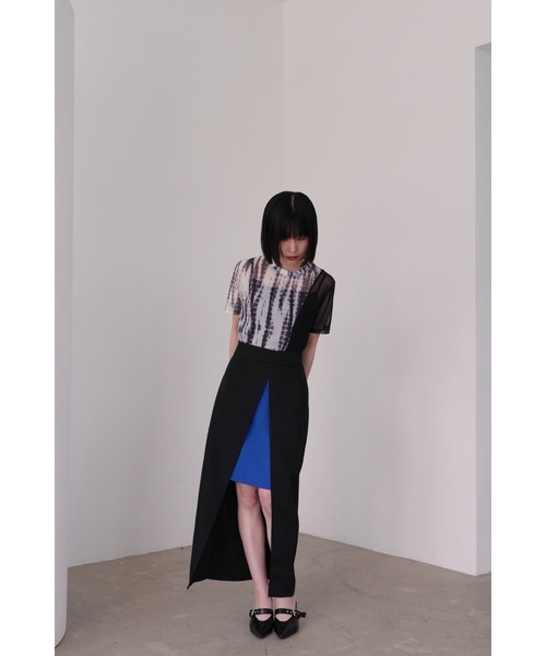 Uenui（ウニュイ）の「【ZOZO限定】マーブル シアー スウィッチング トップス バイカラー 透け感 柄 切替え（Tシャツ/カットソー・レディース・ブラック/グリーン・FREE）」の5枚目の写真