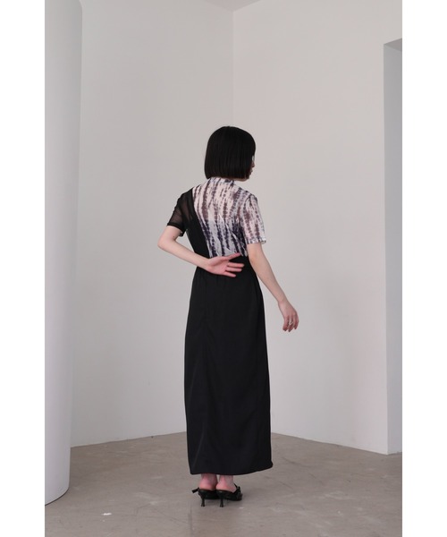 Uenui（ウニュイ）の「【ZOZO限定】マーブル シアー スウィッチング トップス バイカラー 透け感 柄 切替え（Tシャツ/カットソー・レディース・ブラック/グリーン・FREE）」の6枚目の写真