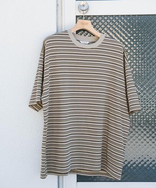 URBAN RESEARCH DOORS(アーバンリサーチドアーズ)の「マルチボーダーショートスリーブ Tシャツ(Tシャツ/カットソー・メンズ・ブルー系その他/ベージュ系その他/ブラック系その他・MEDIUM/LARGE/X-LARGE)」の6枚目の写真
