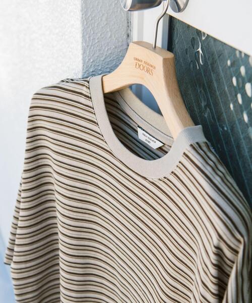 URBAN RESEARCH DOORS(アーバンリサーチドアーズ)の「マルチボーダーショートスリーブ Tシャツ(Tシャツ/カットソー・メンズ・ブルー系その他/ベージュ系その他/ブラック系その他・MEDIUM/LARGE/X-LARGE)」の8枚目の写真