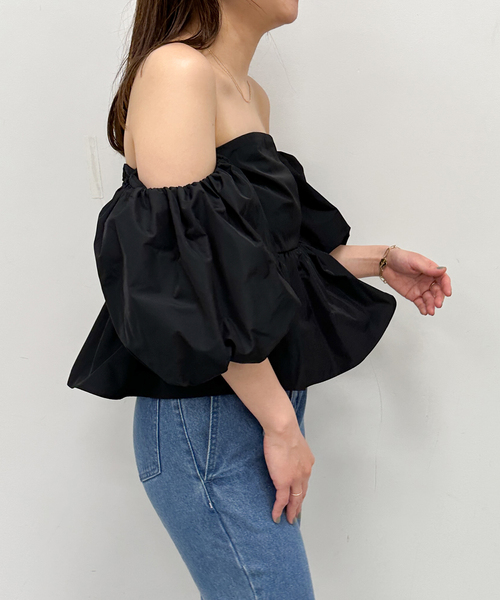 U by SPICK&SPAN(ユーバイスピックアンドスパン)の「オフショルブラウス(シャツ/ブラウス・レディース・ブラック・FREE)」の19枚目の写真