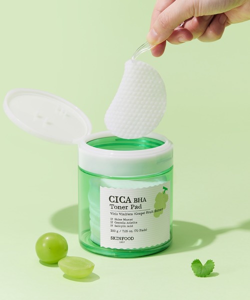 SKINFOOD（スキンフード）の「シャインマスカット　シカ　BHA　トナーパッド(70枚入り)（化粧水・レディース・その他・FREE）」の3枚目の写真