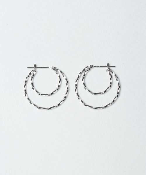 【セール】【WEB限定】Silver925 ねじり ダブルライン フープピアス（ピアス（両耳用））｜NOIR DE POUPEE（ノワールドプーペ）