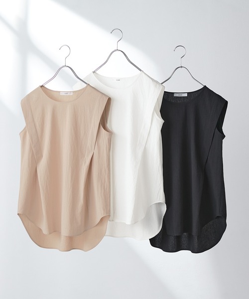 IEDIT(イディット)の「IEDIT インナーにしても一枚でも 綿100%で表面感のある布はく素材のタンクトップ(タンクトップ・レディース・ブラック/ベージュ/オフホワイト・LARGE/MEDIUM/SMALL/XXX-LARGE/XX-LARGE/X-LARGE)」の5枚目の写真