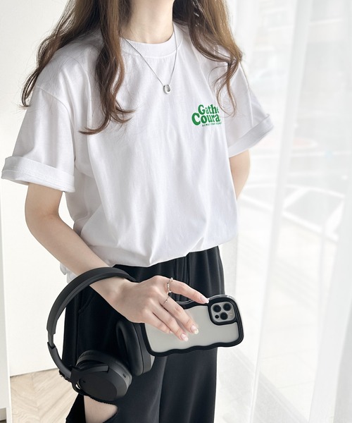 classicalelf(クラシカルエルフ)の「大人カジュアル。綿100%ワンポイントプリントロゴTシャツ(Tシャツ/カットソー・レディース・チャコール/ホワイト・SMALL/MEDIUM/LARGE/X-LARGE)」の5枚目の写真