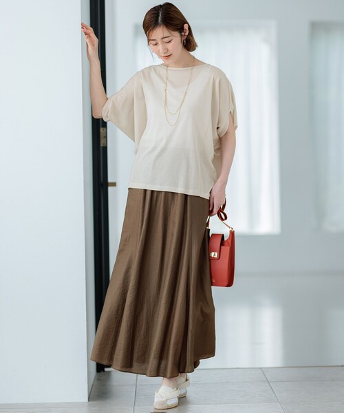 23区 L(ニジュウサンクオオキイサイズ)の「【洗える】シアーTEE(Tシャツ/カットソー・レディース・ライラック系/ネイビー系/スモーキーグリーン系/ベージュ系・44/46)」の13枚目の写真