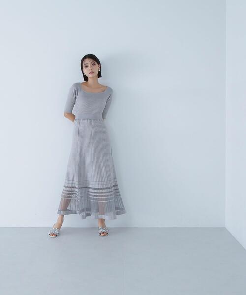 NATURAL BEAUTY BASIC(ナチュラルビューティーベーシック)の「◇ヘムラインシアーニットワンピース(ワンピース・レディース・グレー/ダークブラウン・MEDIUM)」の4枚目の写真