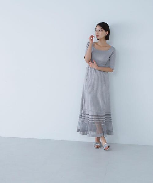 NATURAL BEAUTY BASIC(ナチュラルビューティーベーシック)の「◇ヘムラインシアーニットワンピース(ワンピース・レディース・グレー/ダークブラウン・MEDIUM)」の8枚目の写真