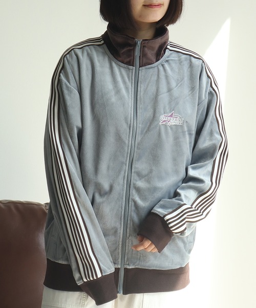 CONVERSE(コンバース)の「【CONVERSE/コンバース】ベロアテープライン トラックジャケット(ジャージ・メンズ・ワインレッド/ブルー系その他/クリーム/ブラック・LL/M/L)」の6枚目の写真