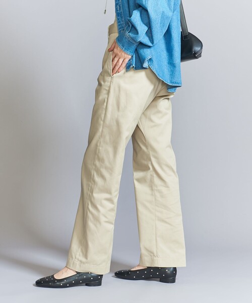 BEAUTY&YOUTH UNITED ARROWS(ビューティーアンドユースユナイテッドアローズ)の「【WEB限定】チノストレートパンツ -ウォッシャブル-(チノパンツ・レディース・ブラウン/ブラック/オリーブ/ナチュラル・M/L/S)」の9枚目の写真