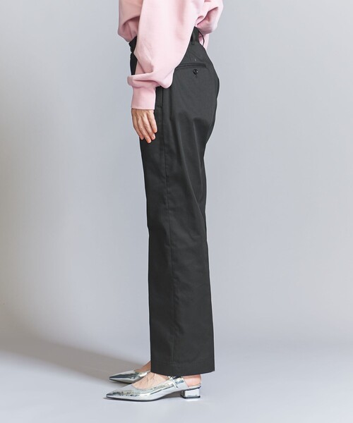 BEAUTY&YOUTH UNITED ARROWS(ビューティーアンドユースユナイテッドアローズ)の「【WEB限定】チノストレートパンツ -ウォッシャブル-(チノパンツ・レディース・ブラウン/ブラック/オリーブ/ナチュラル・M/L/S)」の19枚目の写真