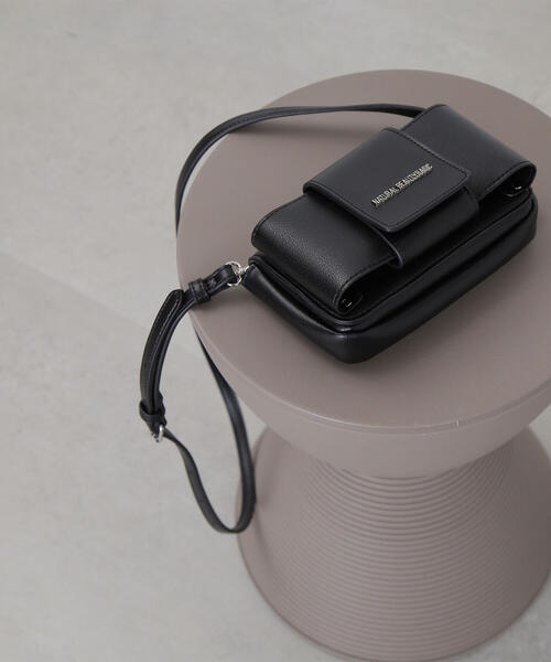 NATURAL BEAUTY BASIC（ナチュラルビューティーベーシック）の「◇リボンフラップウォレットショルダー（ショルダーバッグ・レディース・オフホワイト/グレー/ブラック・ﾌﾘ-）」の4枚目の写真