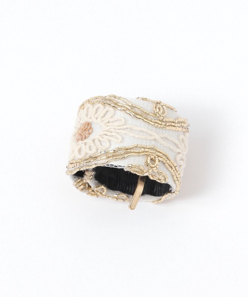 GLOBAL WORK（グローバルワーク）の「刺繍パチパチヘアカフ/138720（ヘアピン・レディース・その他2/その他1/その他4/その他3/その他6/その他7/その他5/ブラック系8/ホワイト系/ブルー/ホワイト系9/ベージュ/グレー/グレー系その他4/グレー系その他3・ONE SIZE）」の11枚目の写真