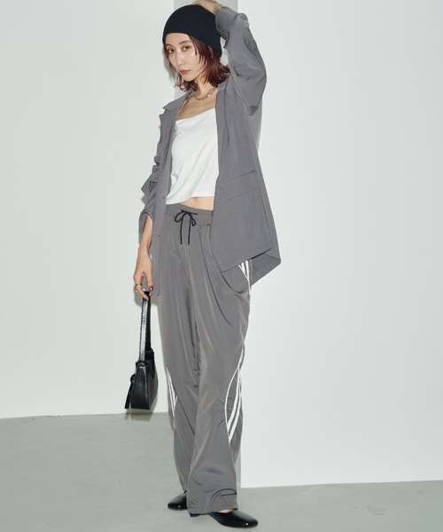 Auntie Rosa Holiday（アンティローザホリデー）の「オーバーサイズテーラードジャケット / セットアップ対応（テーラードジャケット・レディース・モカ/ブラック/グレー・FREE）」の18枚目の写真