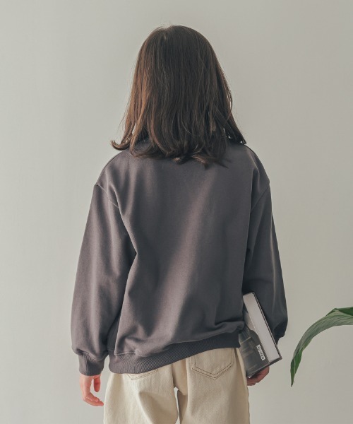ZERO standerd(ゼロスタンダード)の「ZERO standard/ゼロスタンダード Cape Vinesトレーナー(スウェット・キッズ・サンドベージュ/チャコールグレー/ブラック・100cm/110cm/120cm/130cm/140cm/150cm/160cm)」の22枚目の写真