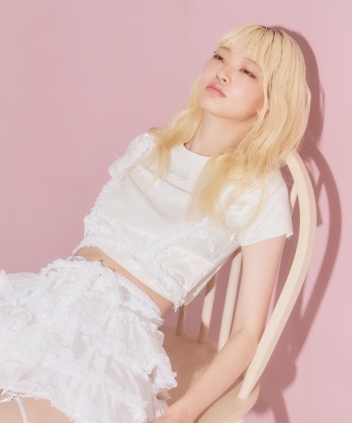 【セール】サテンロゴトップス（Tシャツ/カットソー）｜lilLilly（リルリリー）