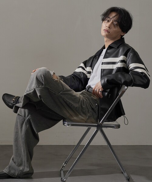 PUBLUX(パブリュクス)の「PUBLUX/パブリュクス Fake leather line Jacket/フェイクレザーラインジャケット/レザージャケット(限定展開)(ブルゾン・メンズ・ブラック・LARGE/MEDIUM/SMALL)」の11枚目の写真